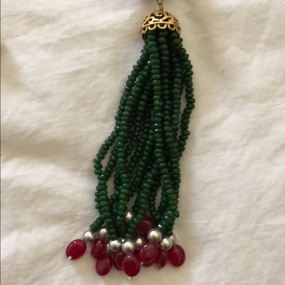 Pearl and crystal tassel necklace emeralds/rubies - Picture 2 of 5